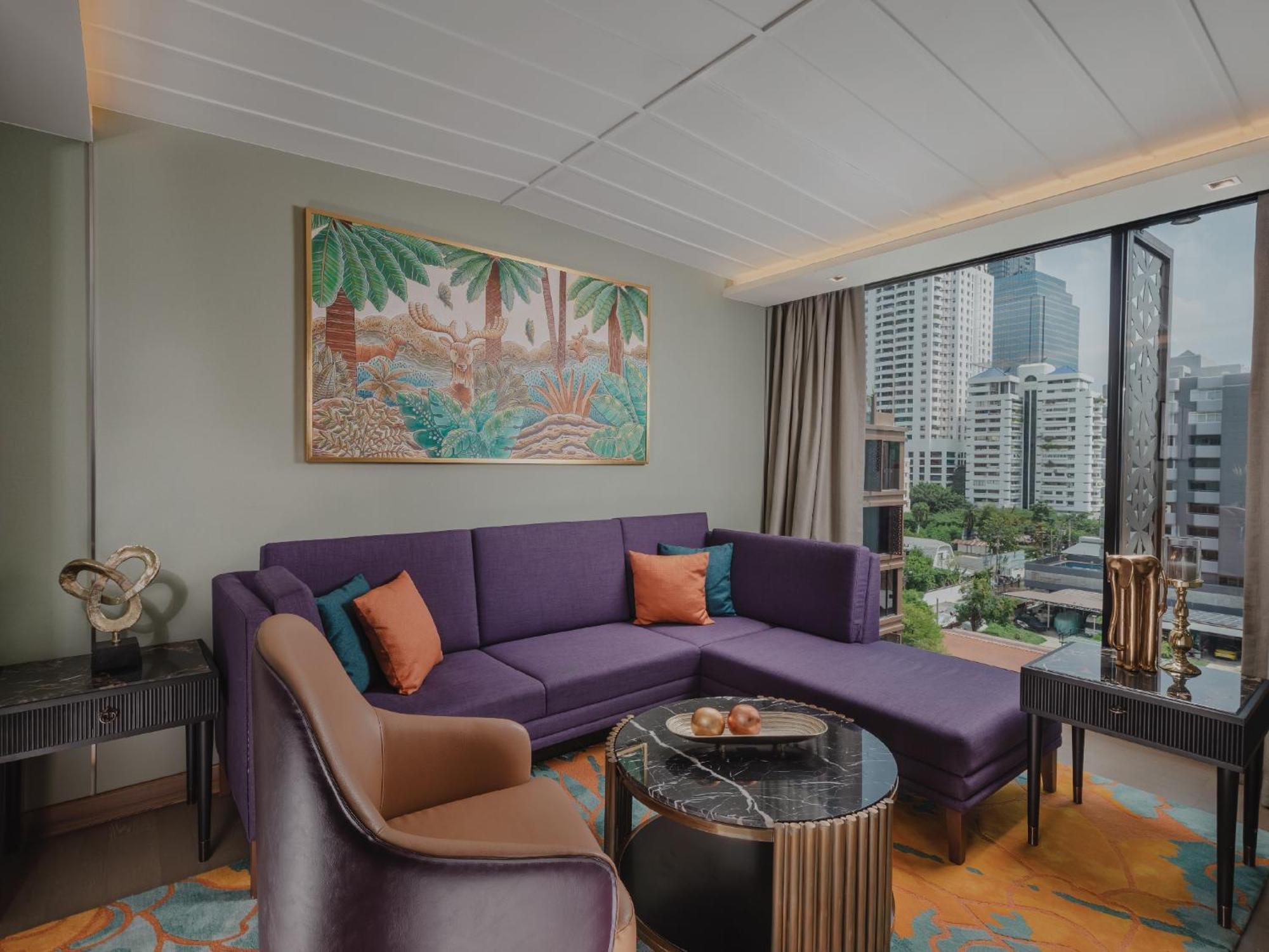 Nysa Hotel Bangkok Sukhumvit 11 Zewnętrze zdjęcie Living room of a suite